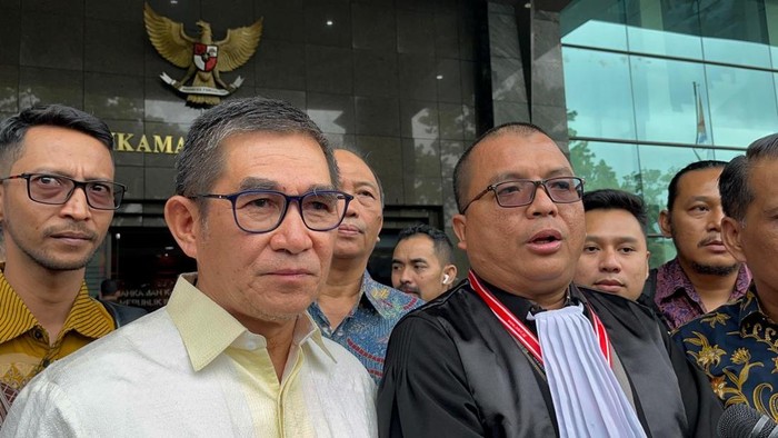 Tim kuasa hukum Luthfi-Yasin (Anggi/detikcom)