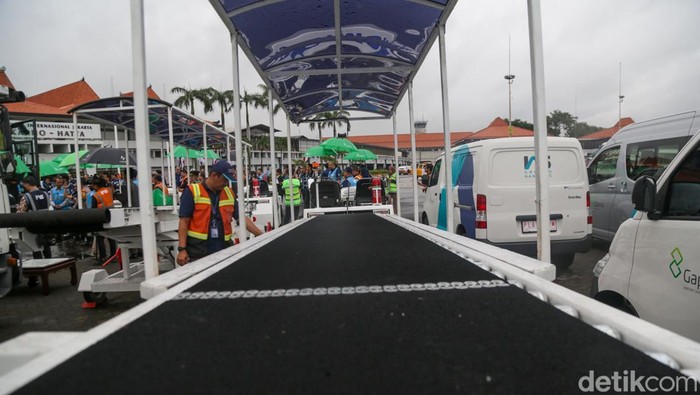 Tingkatkan Layanan, IAS Tambah 70 Unit GSE di Bandara InJourney Aviation Services (IAS) menambah 70 unit ground support equipment (GSE) di bandara. Sebanyak 24 di antaranya untuk Bandara Soekarno-Hatta, Tangerang.