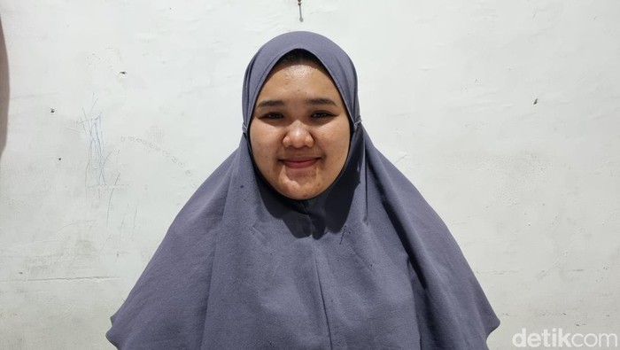 Tsaniyya, mempelai wanita di Surabaya yang viral naik pelaminan bareng sepupu gegara calon suaminya kabur.