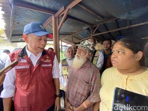 Senangnya Ayah-Anak Tunarungu di Sidoarjo Diajak Pelatihan Wirausaha Kemensos