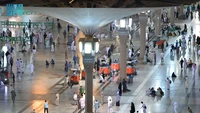 Otoritas Umum untuk Perawatan Urusan Masjidil Haram dan Masjid Nabawi memastikan kelancaran arus pengunjung dan menyediakan layanan komprehensif untuk memenuhi kebutuhan mereka. Foto: Saudi Press Agency