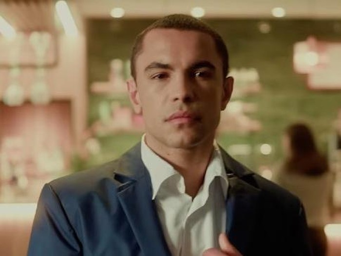 Baju Renang Sekaligus Baju ke Kantor