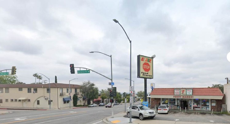 Foto sebelum dan setelah kebaran besar di Los Angeles Foto sebelum dan setelah kebaran besar di Los Angeles