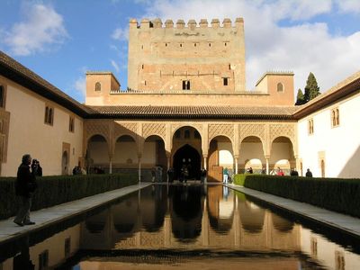 Megahnya Istana Alhambra dan Generalife, Saksi Bisu Kejayaan Islam di Spanyol