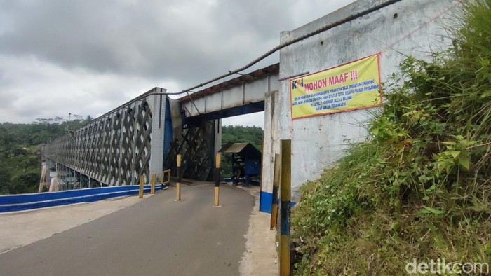 Jembatan Cirahong Ciamis