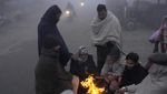 Kabut Tebal Bikin Jarak Pandang Terbatas di Pakistan