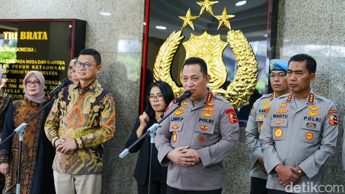 Kapolri Jenderal Listyo Sigit Prabowo menerima Kepala BPOM Taruna Ikrar dan jajaran.