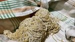 Lezatnya Legendaris! Bakmi Topping Ayam Kampung Halal di Cikini
