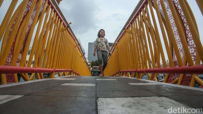 Melihat Jembatan Kali Opak yang Estetik Jakarta memiliki beberapa jembatan dengan design yang unik, salah satunya di Tambora. Yuk lihat.