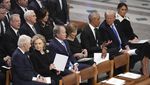 Momen Akrab Trump dan Obama Saat Pemakaman Jimmy Carter