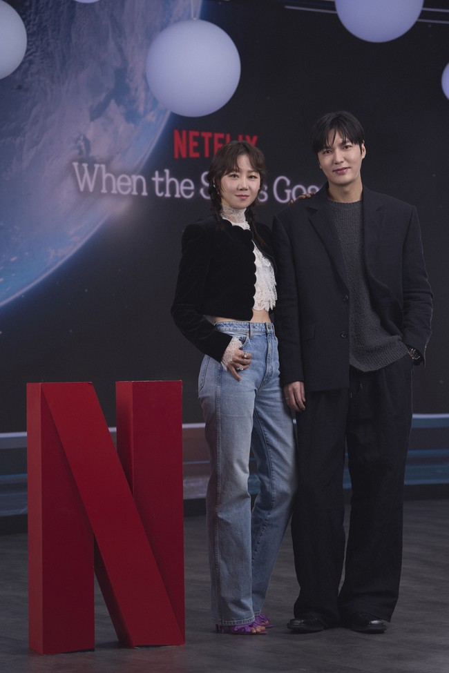 When the Stars Gossip akan tayang setiap Sabtu dan Minggu pukul 21.00 KST di tvN. Dan episode terbaru When the Stars Gossip dapat ditonton secara legal dengan subtitle Bahasa Indonesia di Netflix. Foto: dok. Netflix