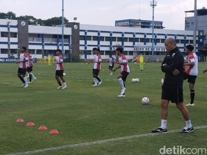 Nova Arianto Gembleng Zahaby Gholy Cs di Bandung Jelang Piala Asia U17