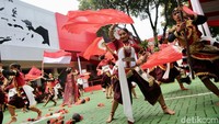Sebagai informasi, Megawati memimpin langsung acara HUT PDIP ini. Dia juga dijadwalkan menyampaikan pidato politik dalam rangka HUT PDIP.