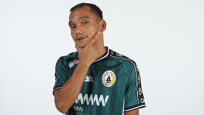 Riko Simanjuntak gabung PSS Sleman dengan status pinjaman dari Persija Jakarta. Diunggah Jumat (10/1/2025).