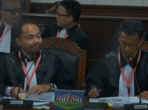 Dugaan Pemilih Siluman-Tanda Tangan Palsu Diungkap Indira-Ilham di Sidang MK