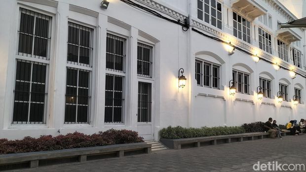 Spot Foto di Kota Lama Surabaya