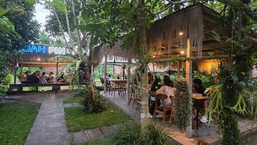 Suasana Warung Kuah Pindang di Desa Mas, Kecammatan Ubud, Gianyar. (Dok. Instagram @warung_kuahpindang)