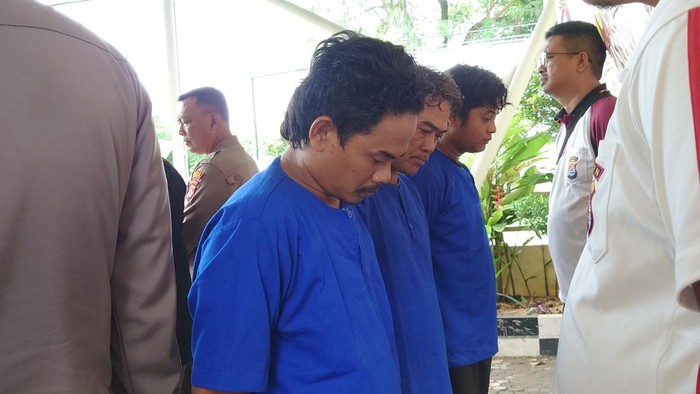 Trio maling tiang lampu yang tabrak Kanit Reskrim Polsek Ciwandan.