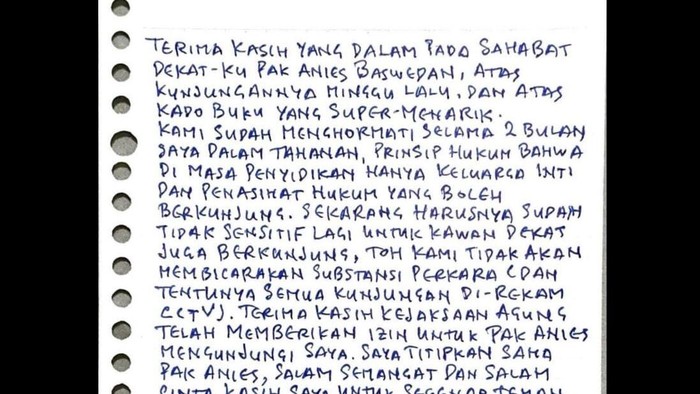 Ucapan terima kasih ke Anies itu ditulis tangan Tom Lembong yang diunggah di akun X (Twitter) miliknya, dilihat, Jumat (10/1/2025). (dok X Tom Lembong).
