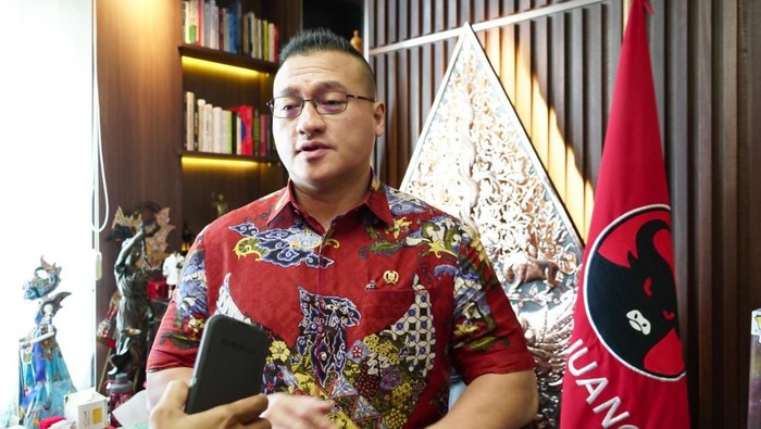 Anggota DRPD Daerah Khusus Jakarta, Fraksi PDI Perjuangan Hardiyanto Kenneth