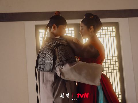 Drama Korea The Queen Who Crowns