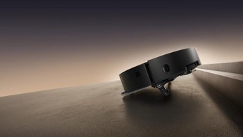 CES 2025 juga diramaikan banyak perangkat home appliance. Salah satunya adalah robot vakum Dreame X50 Ultra yang dilengkapi kaki kecil sehingga bisa melewati rintangan dengan ketinggian 6cm. Foto: Dreame