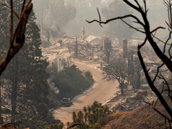 Api Dahsyat Los Angeles Tak Bisa Dilawan Sistem Air Apapun