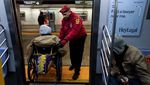 Mengikuti Guardian Angels Patroli Mengamankan Kereta Bawah Tanah New York