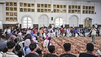 Cak Imin berbicara mengenai kunci menjadi pemimpin. Ia mengatakan menjadi pemimpin diharuskan untuk tidak terbawa perasaan (baper).  