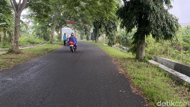 Lokasi Darso dibawa terduga pelaku menggunakan mobil, di dekat salah satu lapangan sepak bola di Kelurahan Purwosari, Kecamatan Mijen, Kota Semarang, Sabtu (10/1/2025).