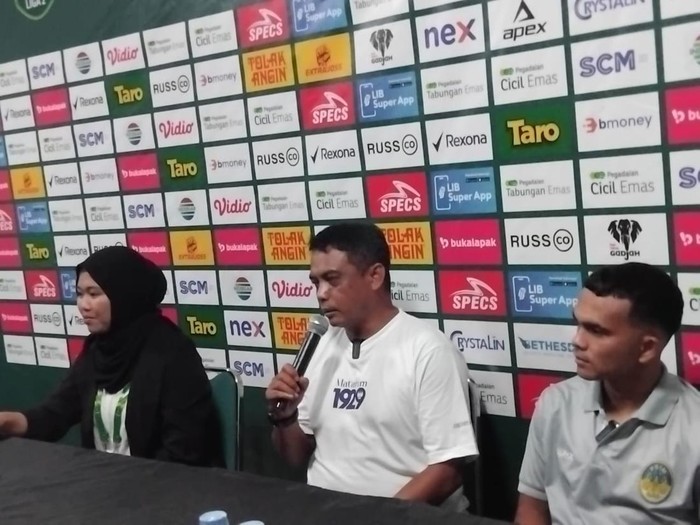 Jumpa pers PSIM Jogja usai mengalahkan Persiku Kudus di Stadion Mandala Krida, Kota Jogja, Sabtu (11/1/2025).