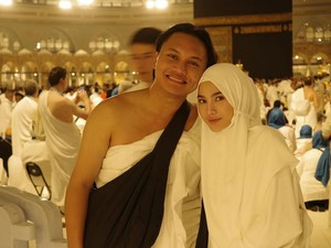 Hamil 7 Bulan, Mahalini Umrah Pertama Kali Bareng Rizky Febian