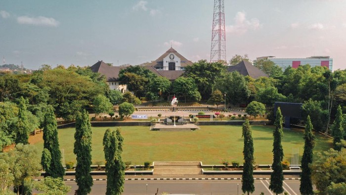 Universitas Diponegoro atau Undip