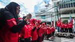 Aksi Kader PDIP Peringati HUT dan Dukung Hasto dengan Cap Darah
