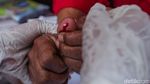 Aksi Kader PDIP Peringati HUT dan Dukung Hasto dengan Cap Darah