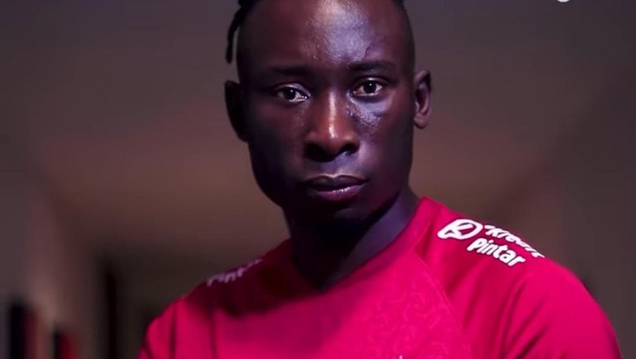 Balotelli resmi gabung PSM Makassar.