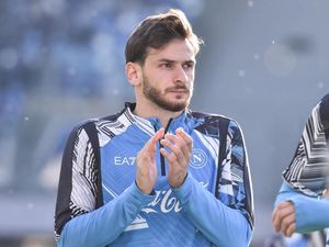 Conte: Kvaratskhelia Minta Dijual