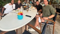 Sebelumnya, pria berkebangsaan Belanda ini merupakan pemain sepak bola profesional. Ia pernah bergabung dalam klub AC Milan, Barcelona, Ajax, Newcastle United, dan Lille. Foto: Instagram /patrickkluivert9