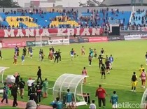 Presiden Persibo Kecewa LIB Batalkan Gol di Gawang Deltras
