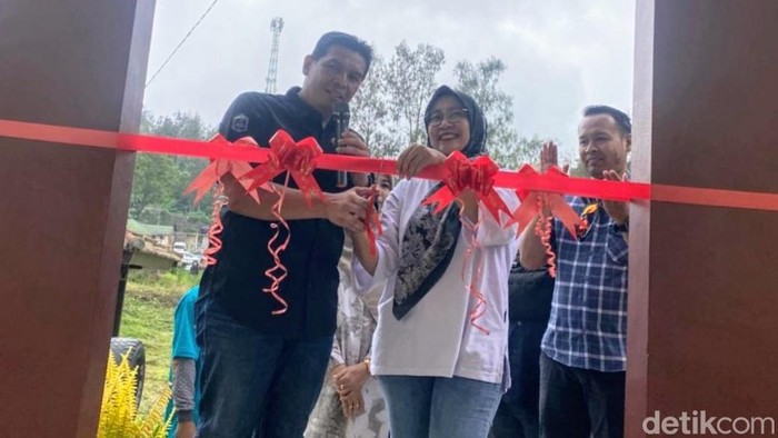 Peresmian Pos Pelayanan Kesehatan di Pos Pendakian Kawah Ijen Paltuding.