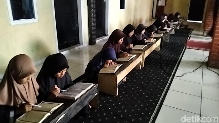 Pondok Pesantren Al Umaro Garut