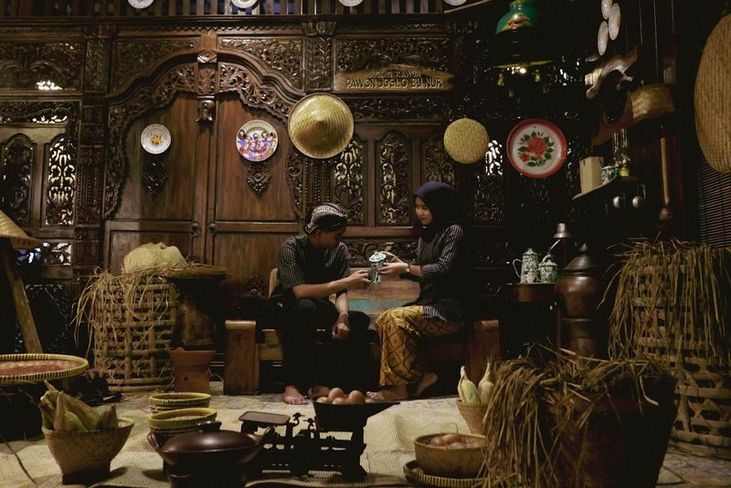 Rumah makan Joglo di Depok