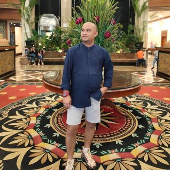Aktor Sandy Permana pemain sinetron 'Mak Lampir' meninggal