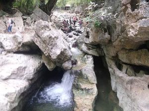 Taman Wisata Liang Bukal: Pesona Alam Sumbawa yang Menantang