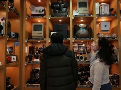 Nostalgia dengan Gadget Lawas di Extinct Media Museum Tokyo