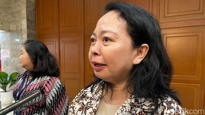 Direktur Industri Minuman, Hasil Tembakau dan Bahan Penyegar Kemenperin Merrijantij Punguan