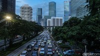 Peringkat Jakarta naik dalam daftar kota termacet di dunia versi INRIX. Dalam laporan terbaru, Jakarta menduduki peringkat ketujuh kota termacet di dunia.  