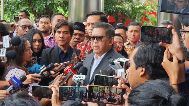 Beda Hasto Sebelum dan Sesudah Diperiksa KPK