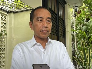 Jokowi Sempat Bertemu Prabowo di Jakarta