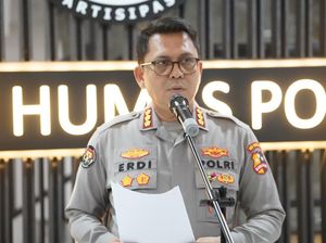 Dua Polisi Didemosi 8 Tahun Buntut Peras 2 WN Malaysia di Konser DWP